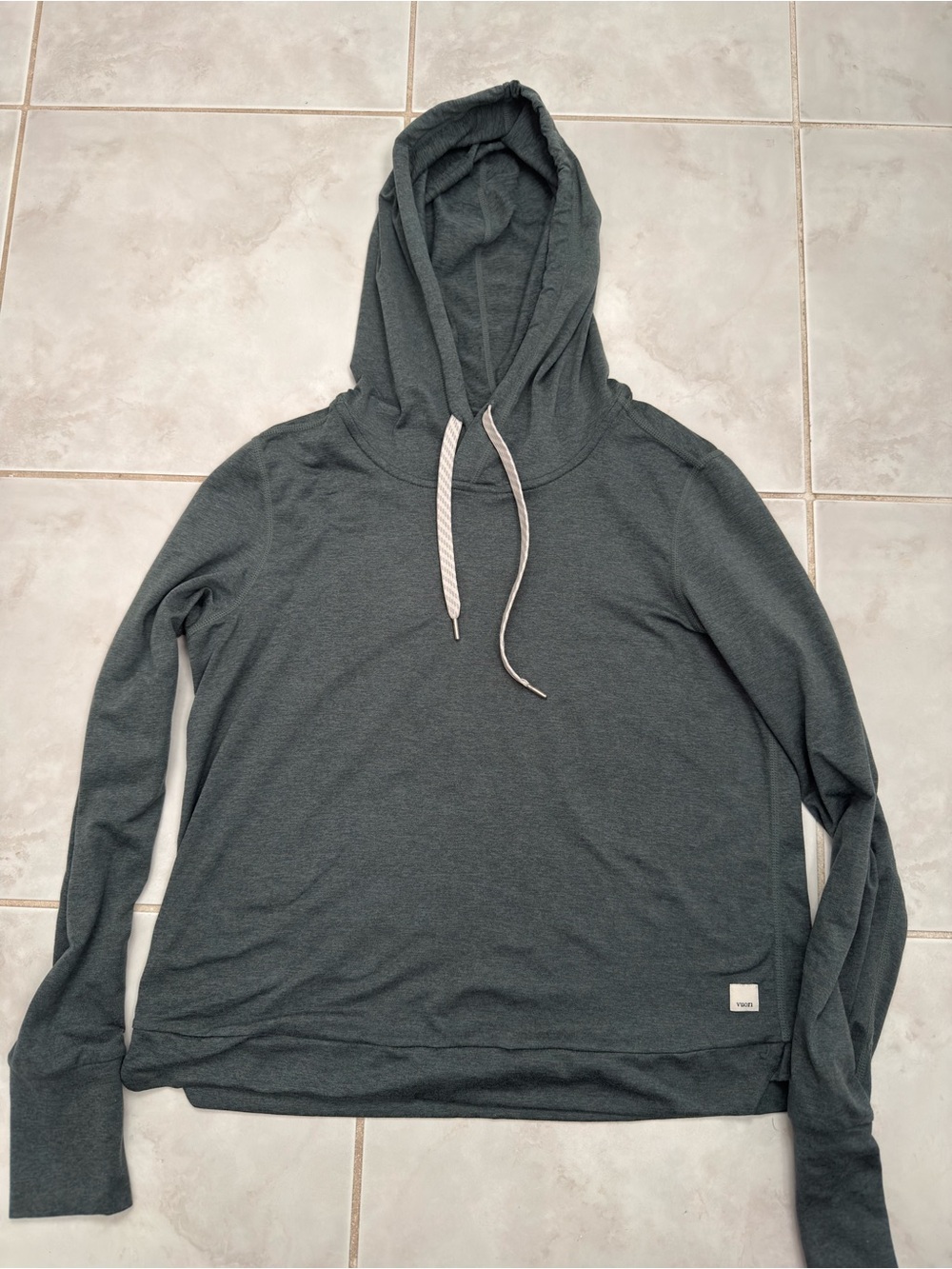 Vuori Women's Lightweight Hooded Pullover - Heather Green